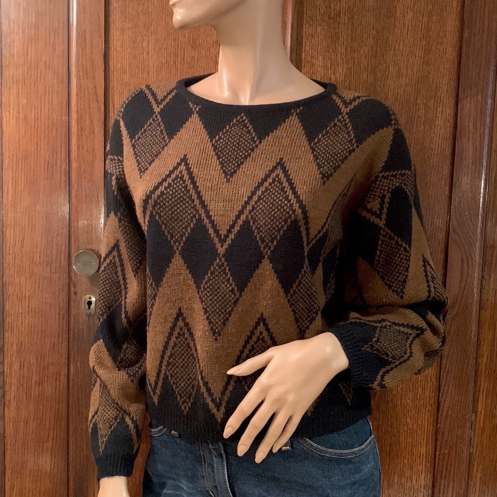 Vintage Chevron Pattern Sweater